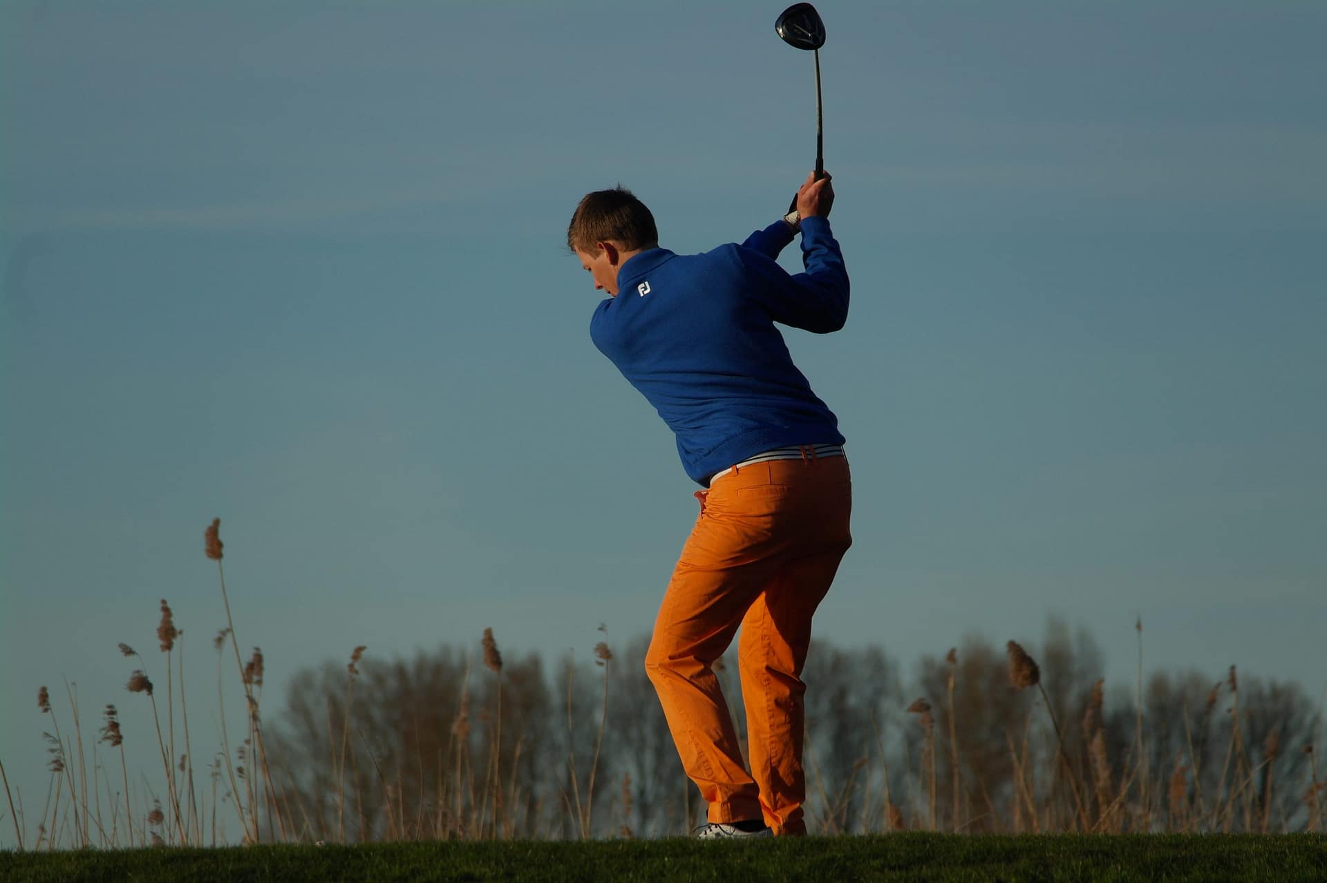 PGA golfprofessional Patrique Baljé bij een afslag met de driver